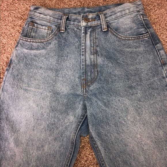 Brandy Melville Denim - Brandy Melville Molly Jeans Worn Once